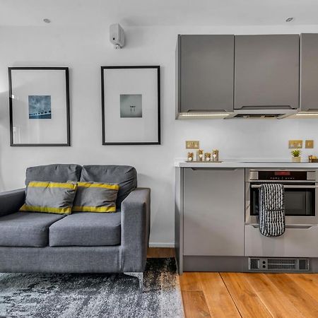 One Bedroom Serviced Apartment In Camden Road Londra Esterno foto