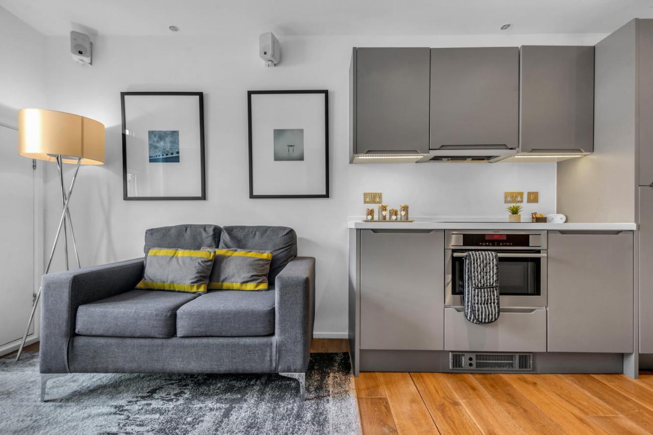 One Bedroom Serviced Apartment In Camden Road Londra Esterno foto